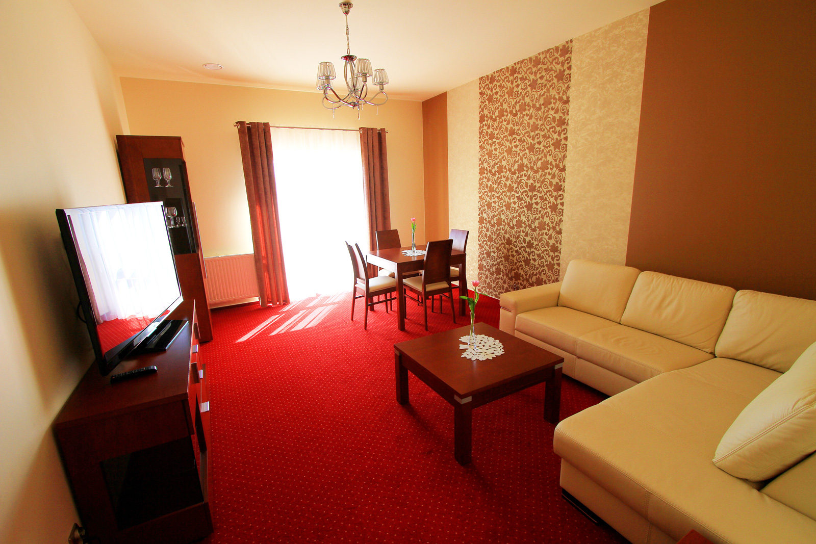 RYDZEWSKI hotel in Ełk, appartementen, meer Mazury, vakantie in Polen